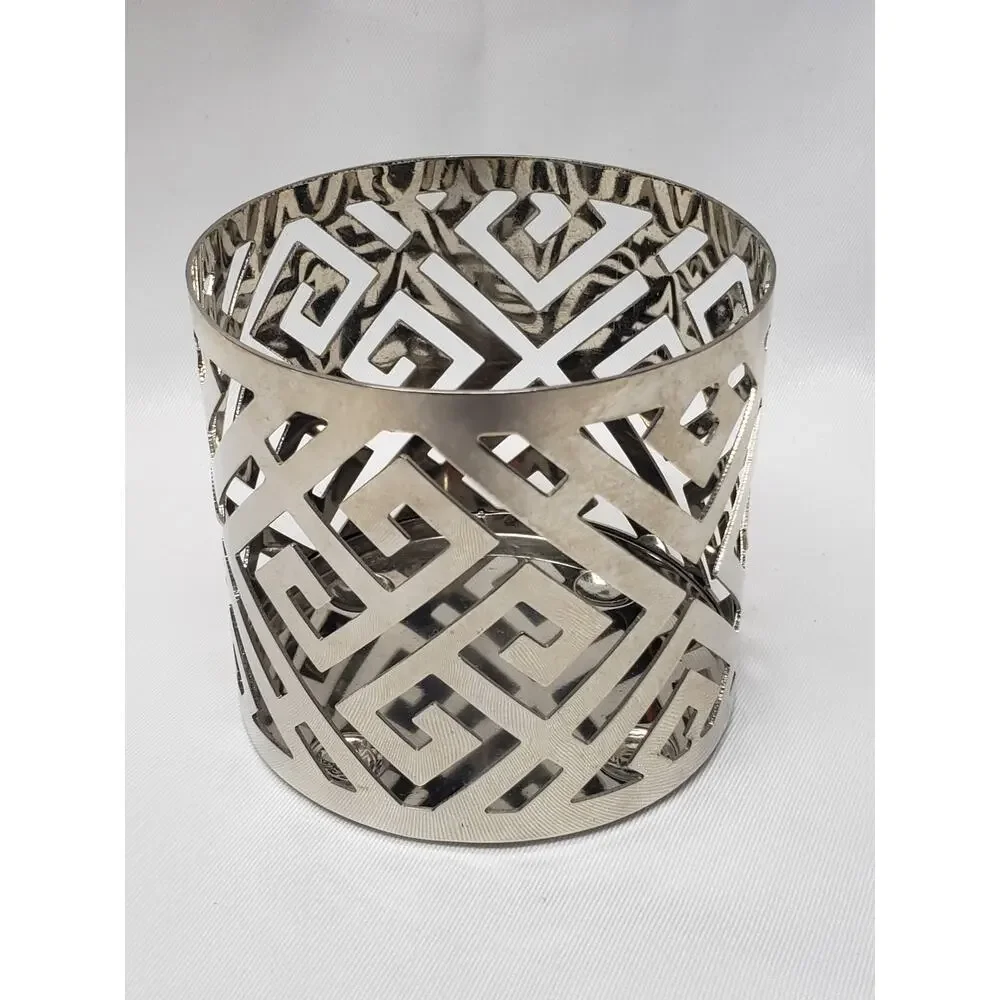 Yankee Silver Greek Island 7oz. Geometric Single Wick Candle Holder